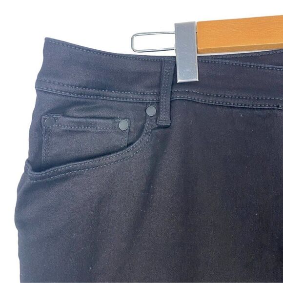 TORRID WOMEN'S Black Luxe Skinny Jeans Sateen Stretch US 18R - Picture 6 of 12